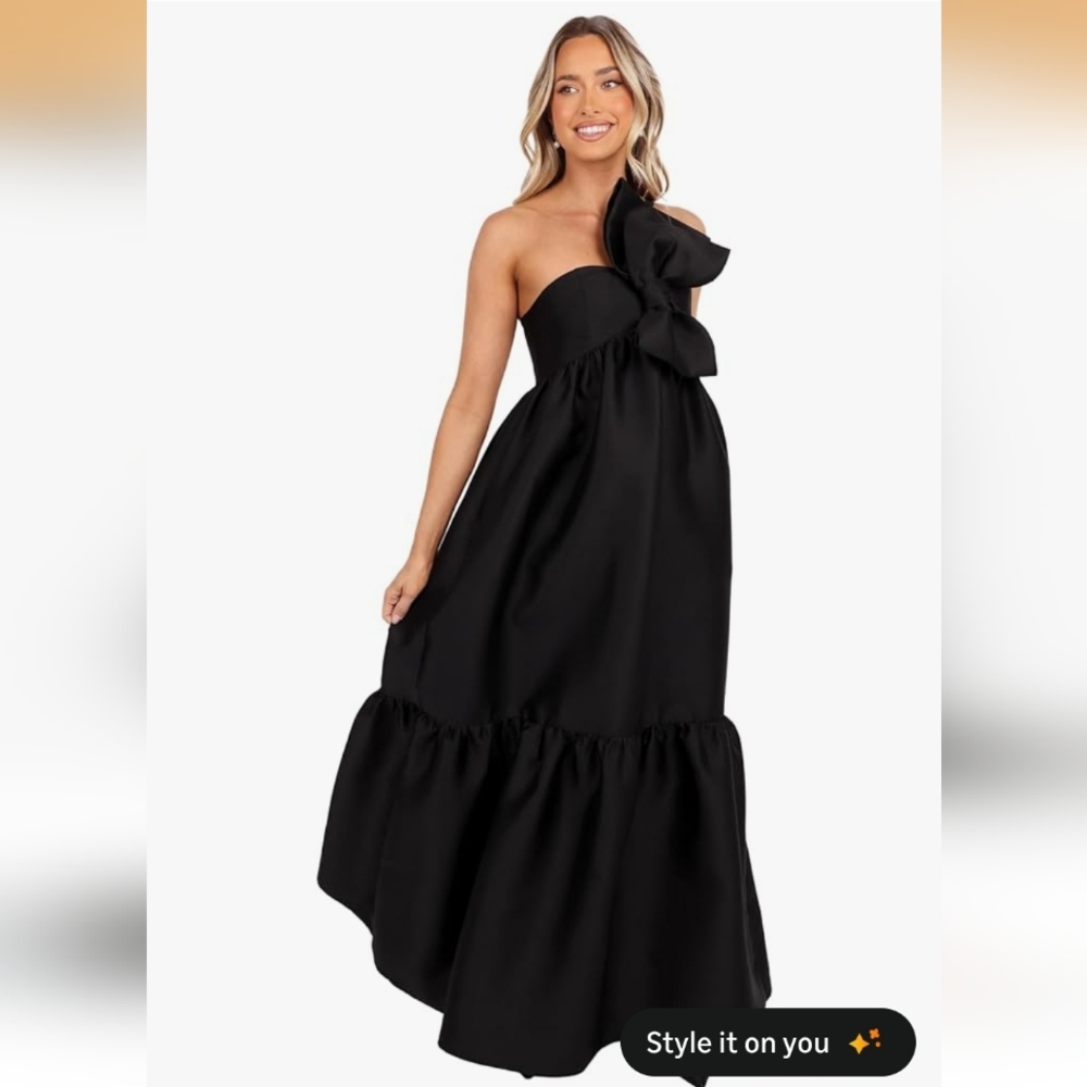 Petal & Pup Black One-Shoulder Bow Maxi Dress